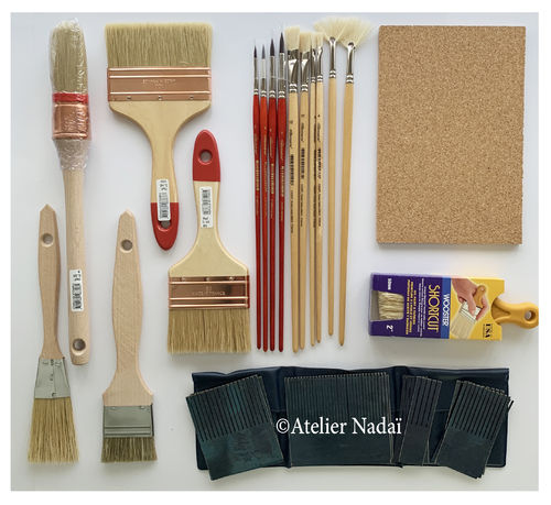 Paint brush kit for wood graining